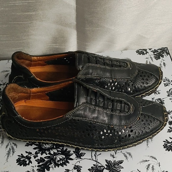 PIKOLINOS Black Leather Loafers Timeless Slip-Ons Size 8 - Picture 1 of 8